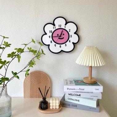 Đồng Hồ Bông Hoa Viền Đen Siêu Chill Dễ Thương - Decor CMĐH06 Giá 156.750₫