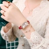 Đồng hồ chống thấm nước thời trang nữ dây da đỏ xanh giá rẻ 9.900 VND