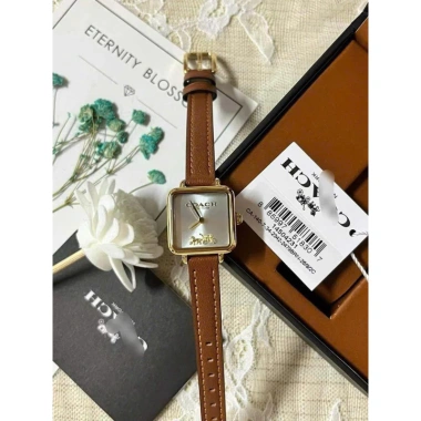 Đồng hồ Coach mặt vuông dây da xuất dư full box giá 390.000 VND giảm tới 20 3 Đồng hồ Coach mặt vuông dây da xuất dư full box giá 390.000 VND giảm tới 20 3