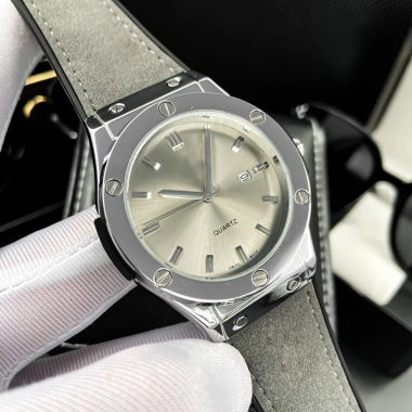 Đồng hồ nam HT máy pin 42mm viền bóng đính đá - thời trang sang trọng, bảo hành 12 tháng, giá ưu đãi 200.000