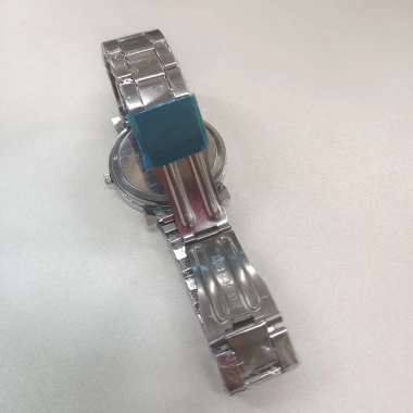 Đồng hồ nam thạch anh hiện đại Bạc Đen Trắng, giá 48.400₫, phong cách hàng ngày 9 Đồng hồ nam thạch anh hiện đại Bạc Đen Trắng, giá 48.400₫, phong cách hàng ngày 9