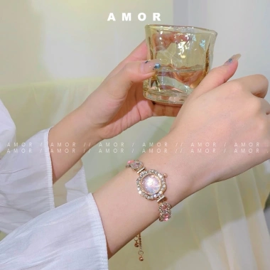 Đồng hồ nữ cổ điển dây rút hoa full zircon - Phụ kiện thời trang giá 104.666 VND