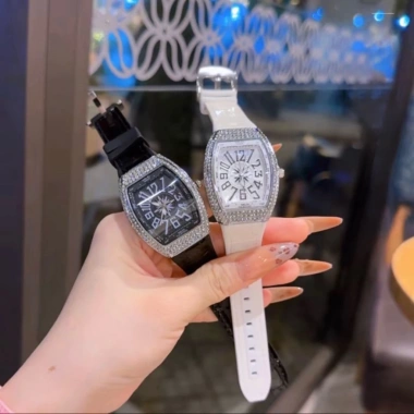 Đồng hồ nữ F.M mặt bầu đính đá sang trọng 32mm - Giá chỉ 158.000 VND giảm mạnh