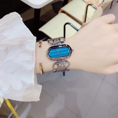 Đồng Hồ Nữ Gossie Chính Hãng - Lắc F Cao Cấp Độc Đáo Sang Trọng Giá 155.000₫