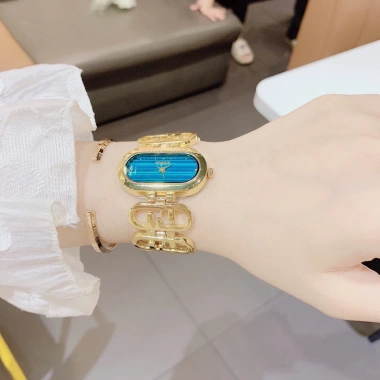 Đồng Hồ Nữ Gossie Chính Hãng - Lắc F Cao Cấp Độc Đáo Sang Trọng Giá 155.000₫ 7 Đồng Hồ Nữ Gossie Chính Hãng - Lắc F Cao Cấp Độc Đáo Sang Trọng Giá 155.000₫ 7
