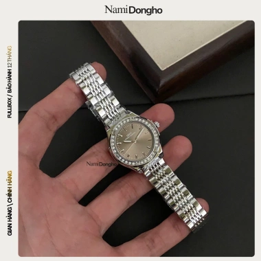 Đồng Hồ Nữ IBSO Chính Hãng Dây Thép 32mm Mặt Tròn I12 Chống Nước Fullbox Quà Tặng Bảo Hành 12 Tháng - Giá 560.000₫ Đồng Hồ Nữ IBSO Chính Hãng Dây Thép 32mm Mặt Tròn I12 Chống Nước Fullbox Quà Tặng Bảo Hành 12 Tháng - Giá 560.000₫