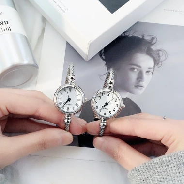 Đồng hồ nữ Madeline M81 kiểu mới cá tính, mặt nhỏ xinh xắn, thời trang - Chỉ 46.000₫