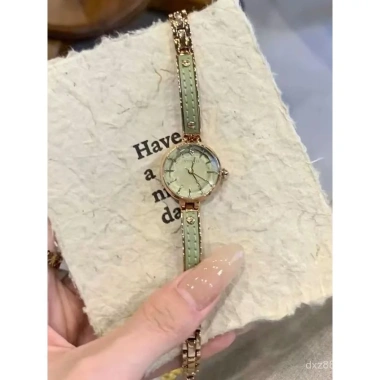 Đồng hồ nữ - Phong cách nhẹ sang trọng cho làm việc, giảm còn 199.774 VND 4 Đồng hồ nữ - Phong cách nhẹ sang trọng cho làm việc, giảm còn 199.774 VND 4