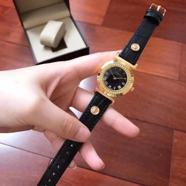 Đồng hồ nữ Versace Vs1.893 dây da mã - Tinh tế, sang trọng, 225.000₫ - MTP STORE 9