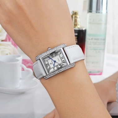 Đồng hồ nữ Wwoor Top sang trọng chống nước thạch anh thời trang - Giá 324.500₫