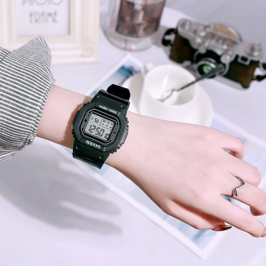 Đồng hồ thời trang unisex SportG DH15 cao cấp, chống nước, giá chỉ 10.000₫