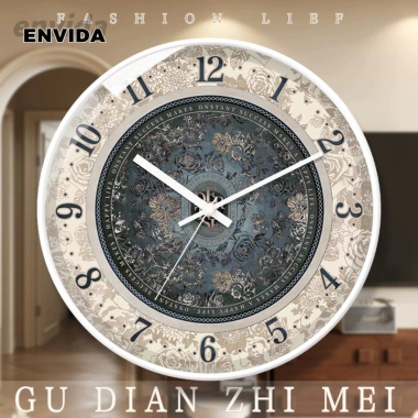 Đồng hồ treo tường Pháp cổ điển sang trọng, ánh sáng lấp lánh cho phòng khách