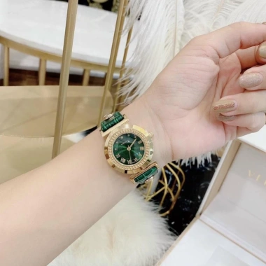 Đồng hồ Versace nữ đính cúc mặt tròn 26mm dây da đá - Bảo hành 12 tháng, giá 225.000 VND, tuyển sỉ toàn quốc
