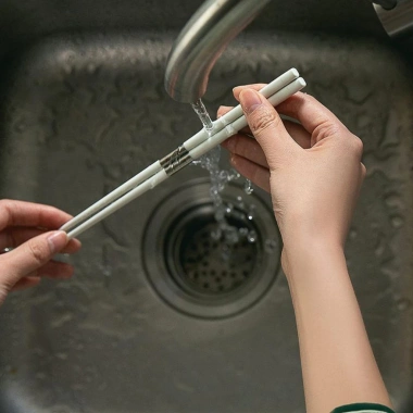 Đũa kháng khuẩn Xiaguang - Máy sấy tiệt trùng nhỏ gọn, tia UV khử 99.9%