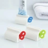 Dụng cụ nặn kem đánh răng A809 - Cuộn nặn mỹ phẩm nhỏ gọn, thông minh, 8.900₫ 2