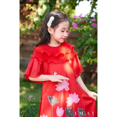 [FLASH SALE] Áo dài tết bé gái họa tiết hoa sen tay phồng xinh xắn 12-40kg thiết kế cao cấp giá ưu đãi 229.500₫ 5