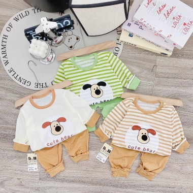 Freeship: Bộ dài tay bé thun tăm mỏng mát, họa tiết 3 màu cho bé 6‑16kg dưới 3 tuổi, chỉ 34.200₫ 7 Freeship: Bộ dài tay bé thun tăm mỏng mát, họa tiết 3 màu cho bé 6‑16kg dưới 3 tuổi, chỉ 34.200₫ 7