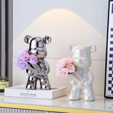 Gấu Bearbrick Lọ Hoa Gốm Sứ – Trang Trí Nhà Cửa, Quà Tặng Đẳng Cấp, Giá 99.000₫