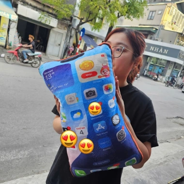 Gấu bông iPhone 17 Pro Max 3D Độc Lạ – Quà Tặng Cao Cấp, Nhồi Bông City 99k 5