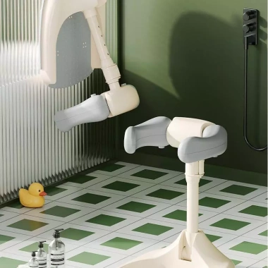 Ghế tắm đứng đa năng 4in1 cho bé - tay vịn chắc chắn, đế bám sàn an toàn, giảm đau khi tắm, giá ưu đãi 389.000₫