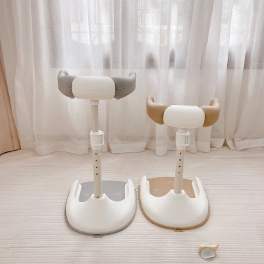 Ghế tắm đứng đa năng 4in1 cho bé - tay vịn chắc chắn, đế bám sàn an toàn, giảm đau khi tắm, giá ưu đãi 389.000₫