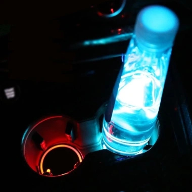 Giá Đỡ Cốc Nước LED ô tô, cảm biến rung, chống trượt, cổng USB - Khải Huy Scar 51k 5 Giá Đỡ Cốc Nước LED ô tô, cảm biến rung, chống trượt, cổng USB - Khải Huy Scar 51k 5