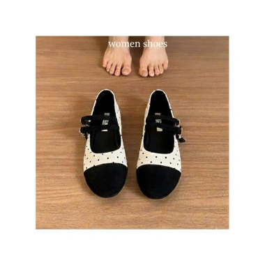 Giày Búp Bê Đế Bệt Mũi Tròn Chấm Bi Quai Ngang Dễ Thương 2.026 - Giá 139.999đ