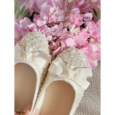 Giày búp bê nữ BEESHOES đính đá mũi tròn, đế bệt màu kem - Giá chỉ 659.000₫ 3