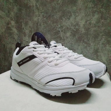 Giày chạy trail 2hand size 34 – Siêu nhẹ, độ bám tốt, giá 420.000đ, bền trekking 2 Giày chạy trail 2hand size 34 – Siêu nhẹ, độ bám tốt, giá 420.000đ, bền trekking 2