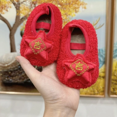 Giày Đỏ Bé Nữ Thôi Nôi Nhiều Hình Dịp Tết - Giá Gốc 54k Giảm 45k 8