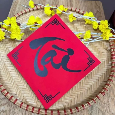 Giấy đỏ Nhung 20x20cm In chữ Thư Pháp Dán Mẹt Mành Trang Trí Tết 2.026 Giá ưu đãi 7.920₫ 3