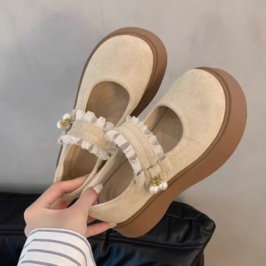 Giày đốc nữ da lộn quai ngang viền ren nơ ngọc, đế 5cm mẫu mới Z2 Tết 2.026