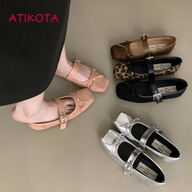 Giày Đơn Nữ Atikota Retro Đơn Giản Ngoài Trời Khóa Một Dòng - Giá 201.900₫