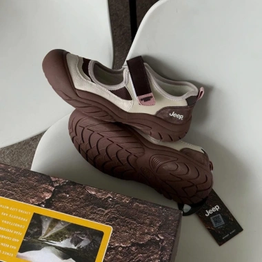 Giày Jeep Mary Jane Hybrid Nữ Brown‑Grey Chính Hãng - Giảm giá 23% chỉ 1.692.000đ