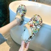 Giày lỗ mùa hè nữ phong cách mới, PVC chống trơn trượt, đi biển, sân vườn 2