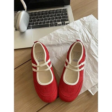 Giày Mary Jane đế phẳng nhiều màu Hot 2.025 - Giá 147.700 VND, hàng có sẵn