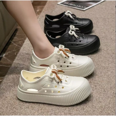 Giày nhựa lỗ Fashion thể thao năng động – nhẹ mềm, thoáng khí, đi làm, đi chơi Tết, tặng combo 4 charm 175k