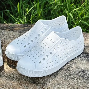 Giày nhựa LUCHI EVA siêu nhẹ, thoáng khí, không thấm nước - Đi mưa, biển 1.806 3