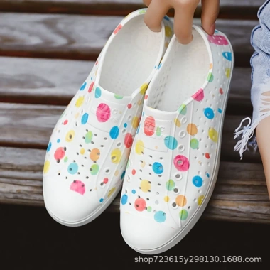 Giày nhựa WNC-NATIVE LUCHI siêu nhẹ không thấm nước – Đi mưa, biển, du lịch chỉ 190k 8