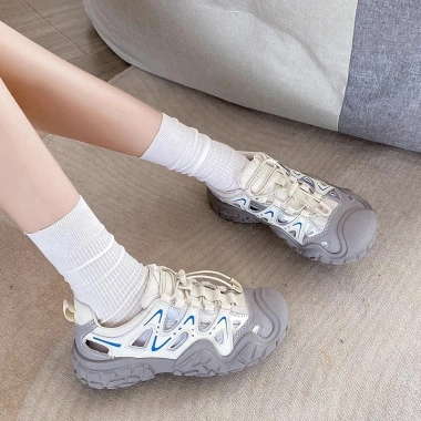 Giày Nữ Thể Thao Mùa Thu 2.025 - Đế dày, leo núi, đi bộ đường dài, giá 215k