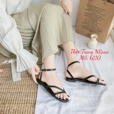 Giày sandal đế bệt nữ size lớn 40-44 FREESHIP - Giá chỉ 209.790₫ giảm mạnh