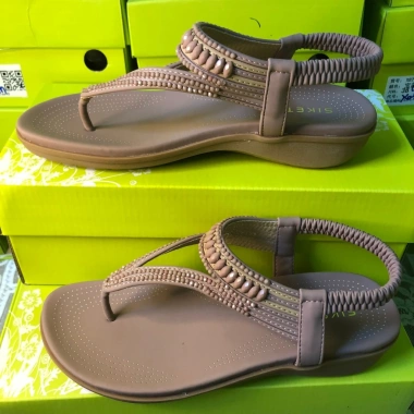 Giày sandal nữ 2.023 phong cách Âu-Mỹ, dây đeo đàn hồi, đính hạt mềm mại, thoáng khí, nhẹ thoải mái, size lớn - 340k 7