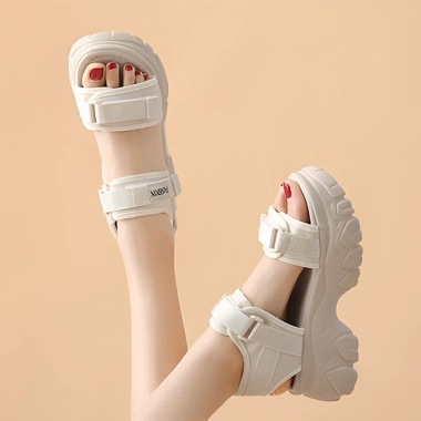 Giày sandal nữ DILY đi học đế độn 6.5cm, quai hậu cài - Giá chỉ 399.000₫ 4