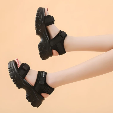 Giày sandal nữ DILY đi học đế độn 6.5cm, quai hậu cài - Giá chỉ 399.000₫ 8