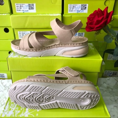 Giày sandal nữ thời trang thể thao siêu nhẹ, đế 4cm, khóa dán, thoải mái đi làm, học, chơi - Giá 375.000đ 6 Giày sandal nữ thời trang thể thao siêu nhẹ, đế 4cm, khóa dán, thoải mái đi làm, học, chơi - Giá 375.000đ 6