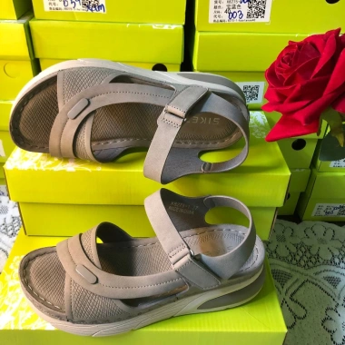 Giày sandal nữ thời trang thể thao siêu nhẹ, đế 4cm, khóa dán, thoải mái đi làm, học, chơi - Giá 375.000đ