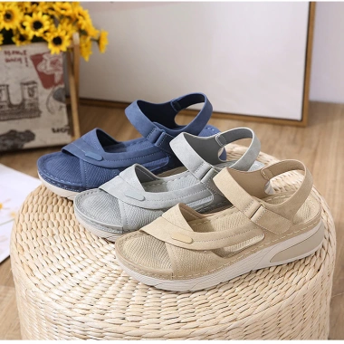 Giày sandal nữ thời trang thể thao siêu nhẹ, đế 4cm, khóa dán, thoải mái đi làm, học, chơi - Giá 375.000đ 9 Giày sandal nữ thời trang thể thao siêu nhẹ, đế 4cm, khóa dán, thoải mái đi làm, học, chơi - Giá 375.000đ 9