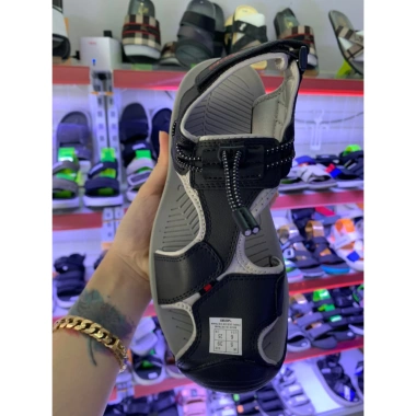 Giày Sandal VENTO Trekking Nam – Siêu nhẹ bám địa hình phượt đạp xe leo núi 390.000đ 4 Giày Sandal VENTO Trekking Nam – Siêu nhẹ bám địa hình phượt đạp xe leo núi 390.000đ 4