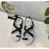 Giày sandal xỏ ngón quai chéo đế ô vuông nam nữ - Đa năng đi học, du lịch, chỉ 89.000₫ 2