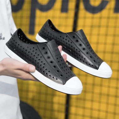Giày sneaker nhựa nam đi mưa siêu nhẹ mềm thoáng khí mát chống nước - Giá 73.900 5